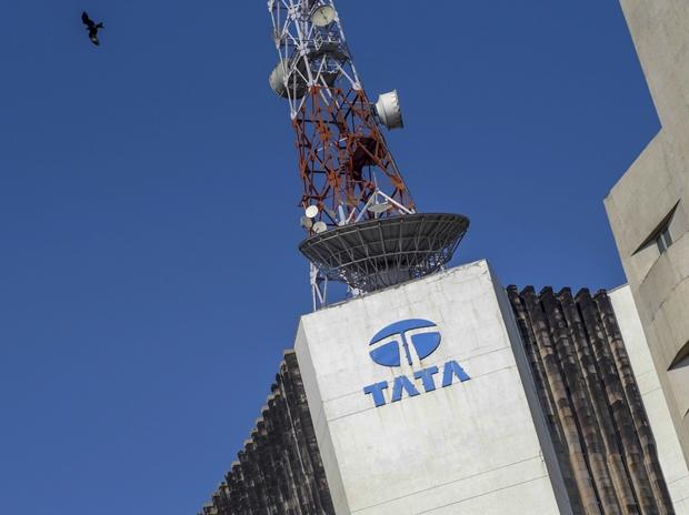 After Airtel and Voda, Tata Tele moves SC seeking AGR dues recalculation