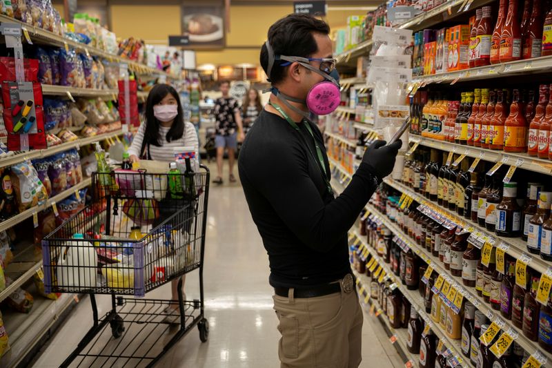 Lower-income households dim U.S. consumer sentiment