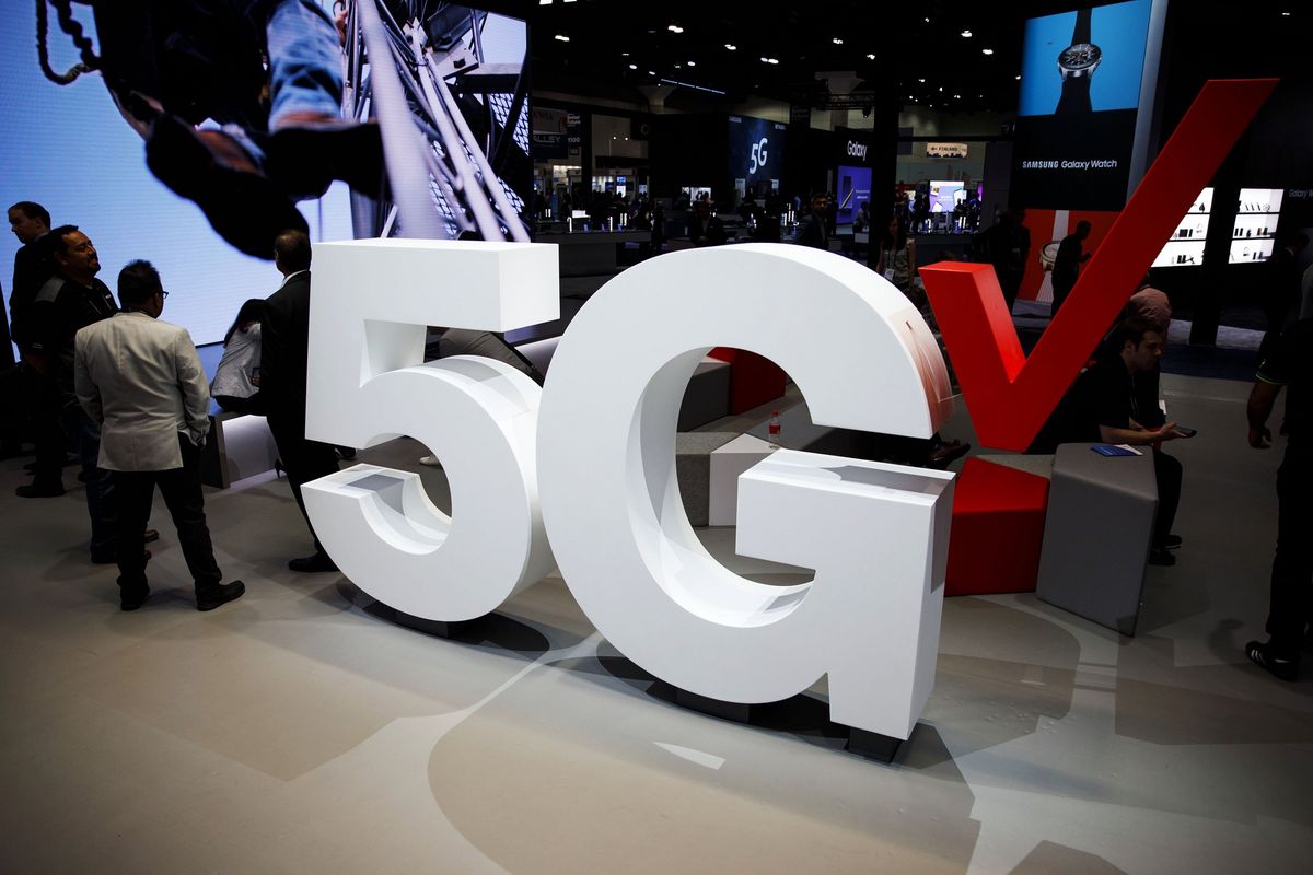 U.S. CREDIT WEEK AHEAD: Telecom Giants Pour Billions Into 5G