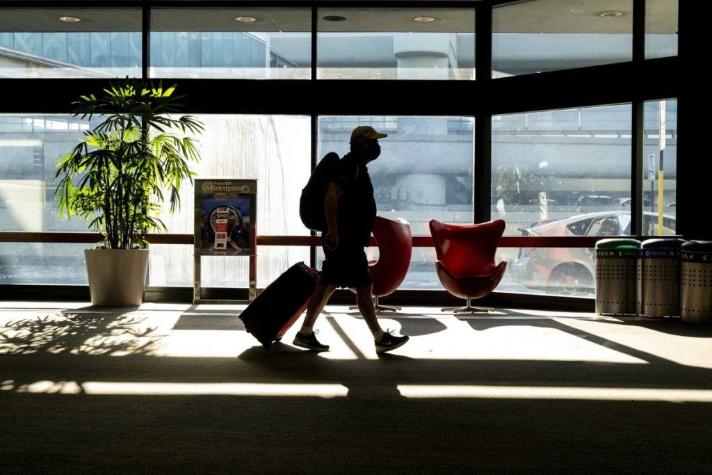 Flyers Rebuffing Masks Face Extended FAA ‘Zero-Tolerance’ Stance