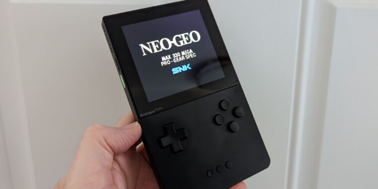 Analogue Pocket’s 1.1 update already paying dividends: jailbreak, Neo Geo core