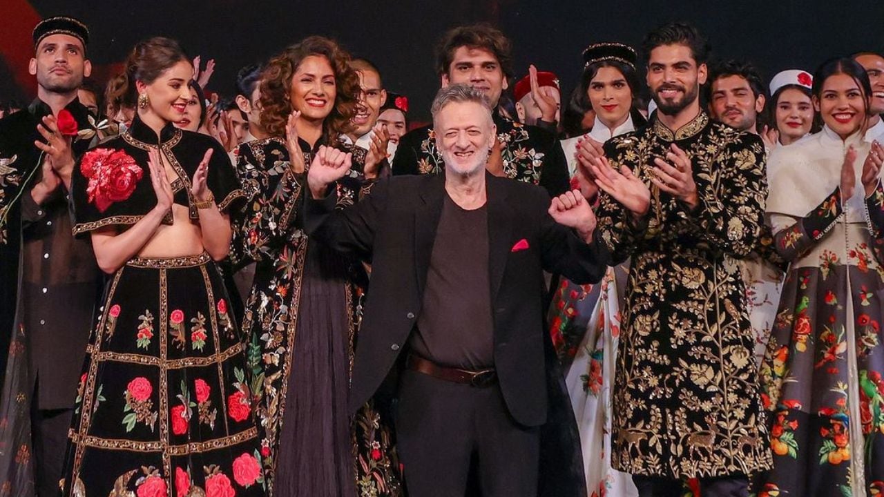 Rohit Bal returns to runway with ‘Kaaynaat’ collection at Lakmé Fashion Week Grand Finale