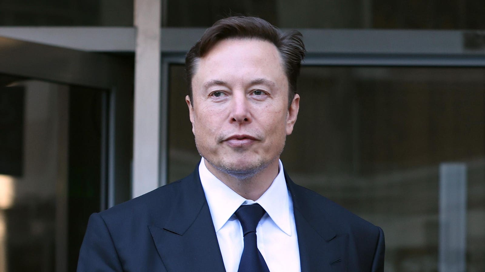 Elon Musk Pushes King Charles To Dissolve Parliament