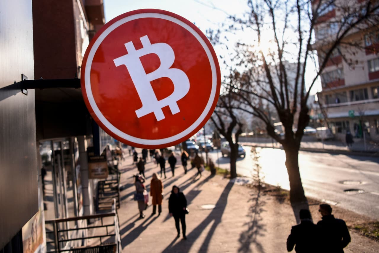 MicroStrategy’s latest capital-raise plans are for $2 billion of preferred stock to buy more bitcoin