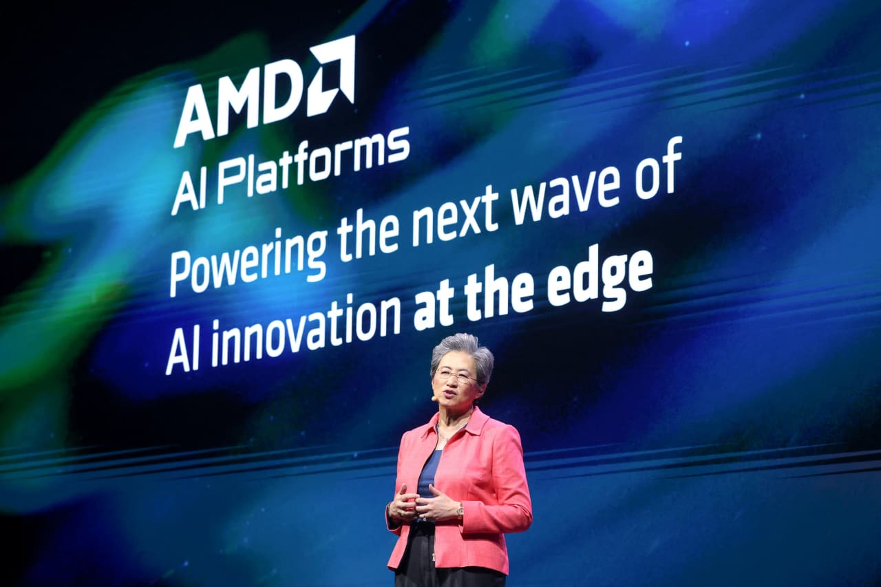 AMD stops giving AI-chip revenue forecast. History says that’s not a great sign.